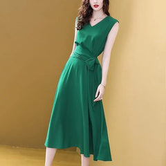 Elegant Sleeveless V-Neck Midi Dress