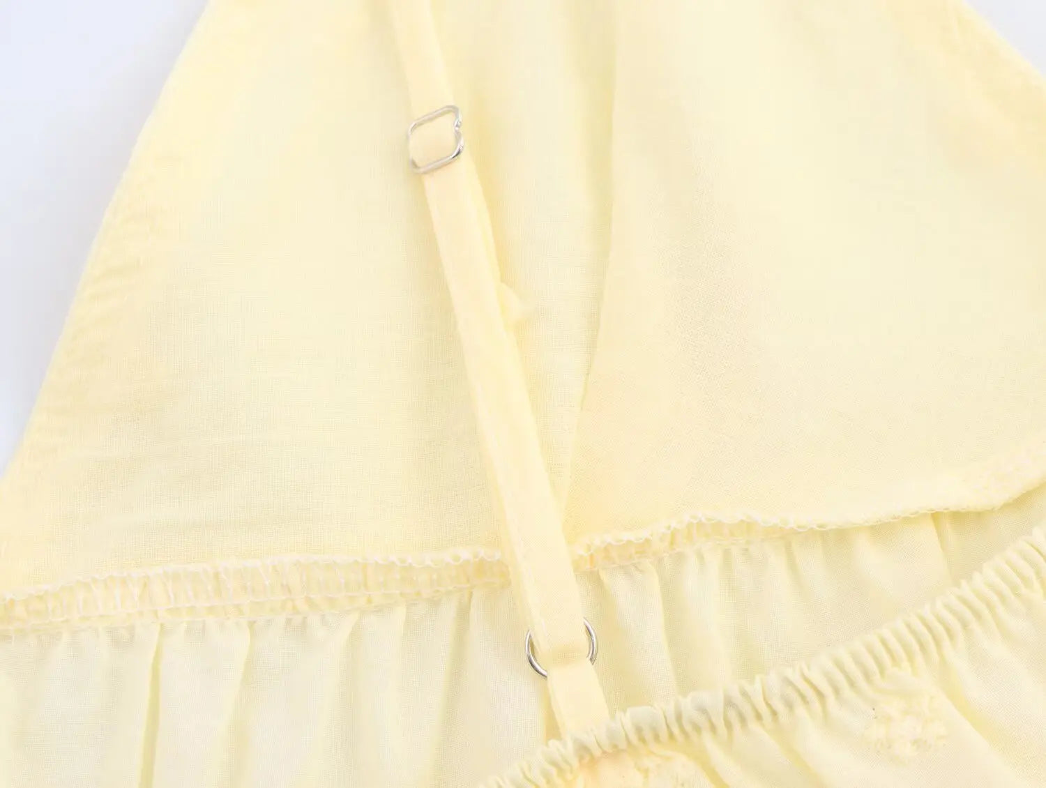 HH Women Shorts Suit Summer Sexy V-Neck Sleeveless Backless Hollow Design Top+Fashion High Waist Pleated Casual Slim Shorts