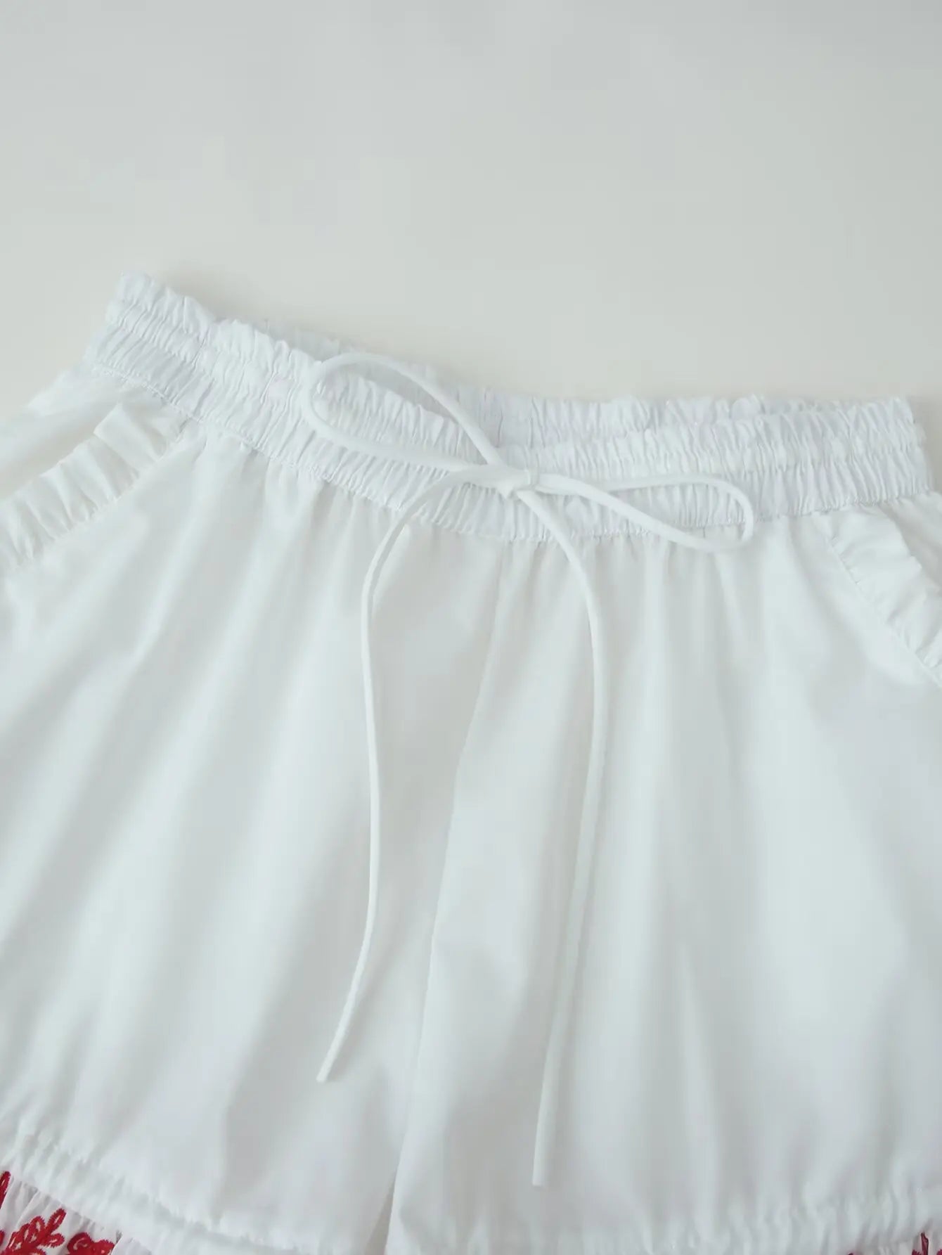 Women's Embroidered Shorts Summer New Elastic Waist With Pockets Lace-up Shorts Fashion Casual Female Shorts