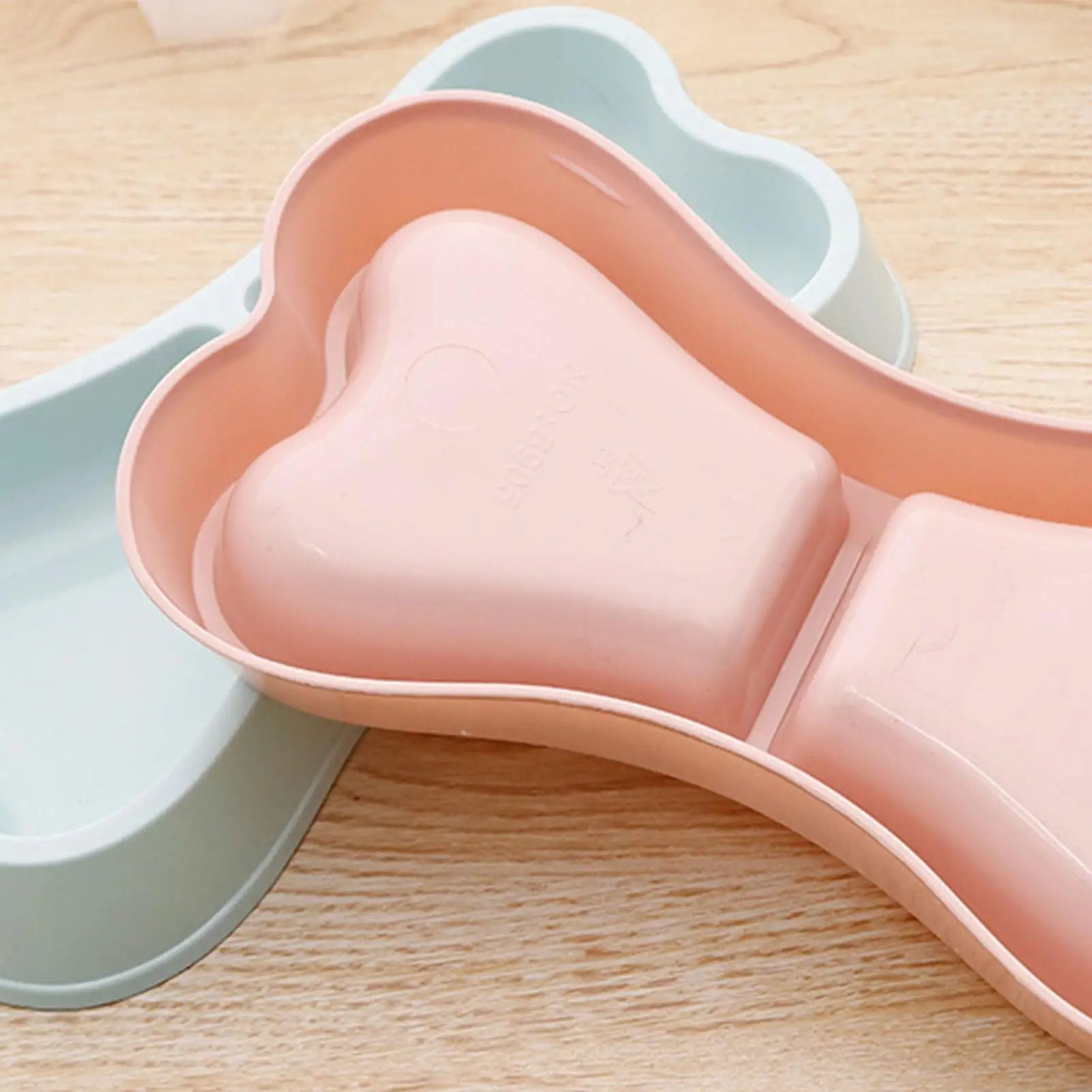 Bone Shaped 2-in-1 Feeding Set
