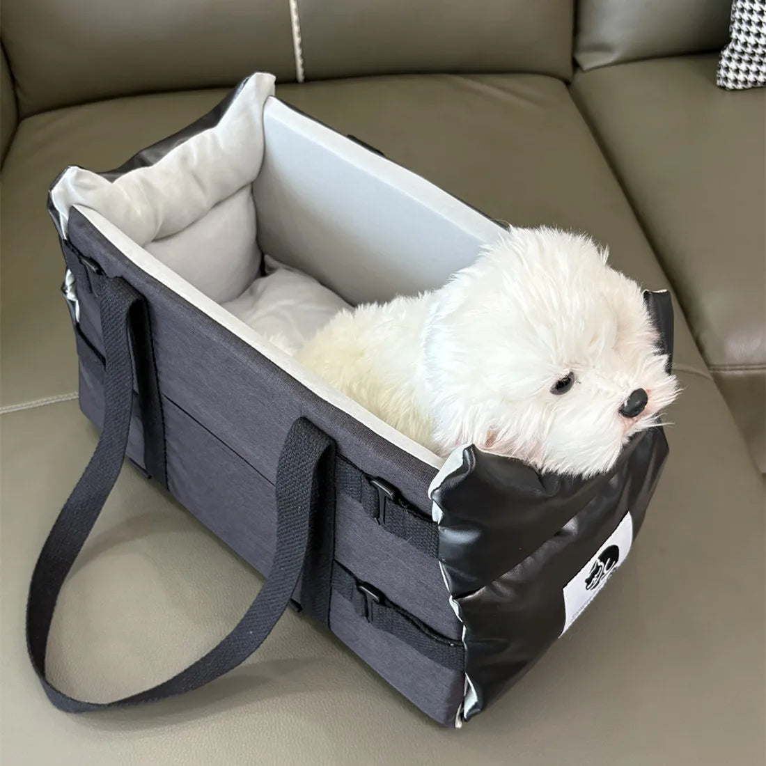 Portable Car Safety Pet Seat for Small Dogs Cat Travel Central Control Cat DogBed Transport Dog Carrier Protector Dog Bags