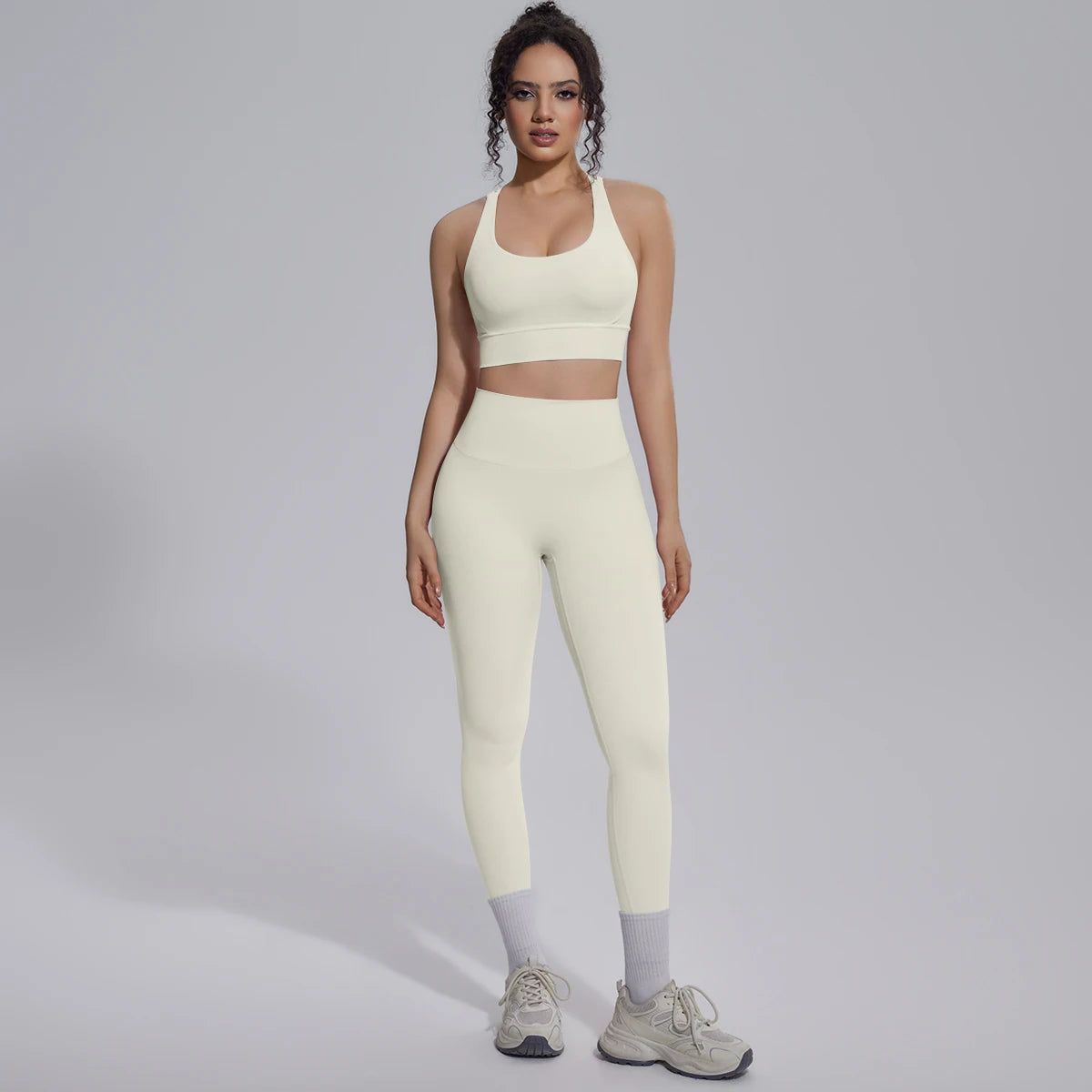 New Yoga Set for Woman Summer Gym Sports Running Bra Top Breathable Peach Buttocks Women Leggings Solid Color Yoga Set