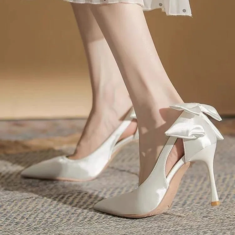 Wedding Heels Women Luxury Brand Design String Bead Pearls High Heels Ladies Sexy Elegant Pointed Toe White Black Pumps