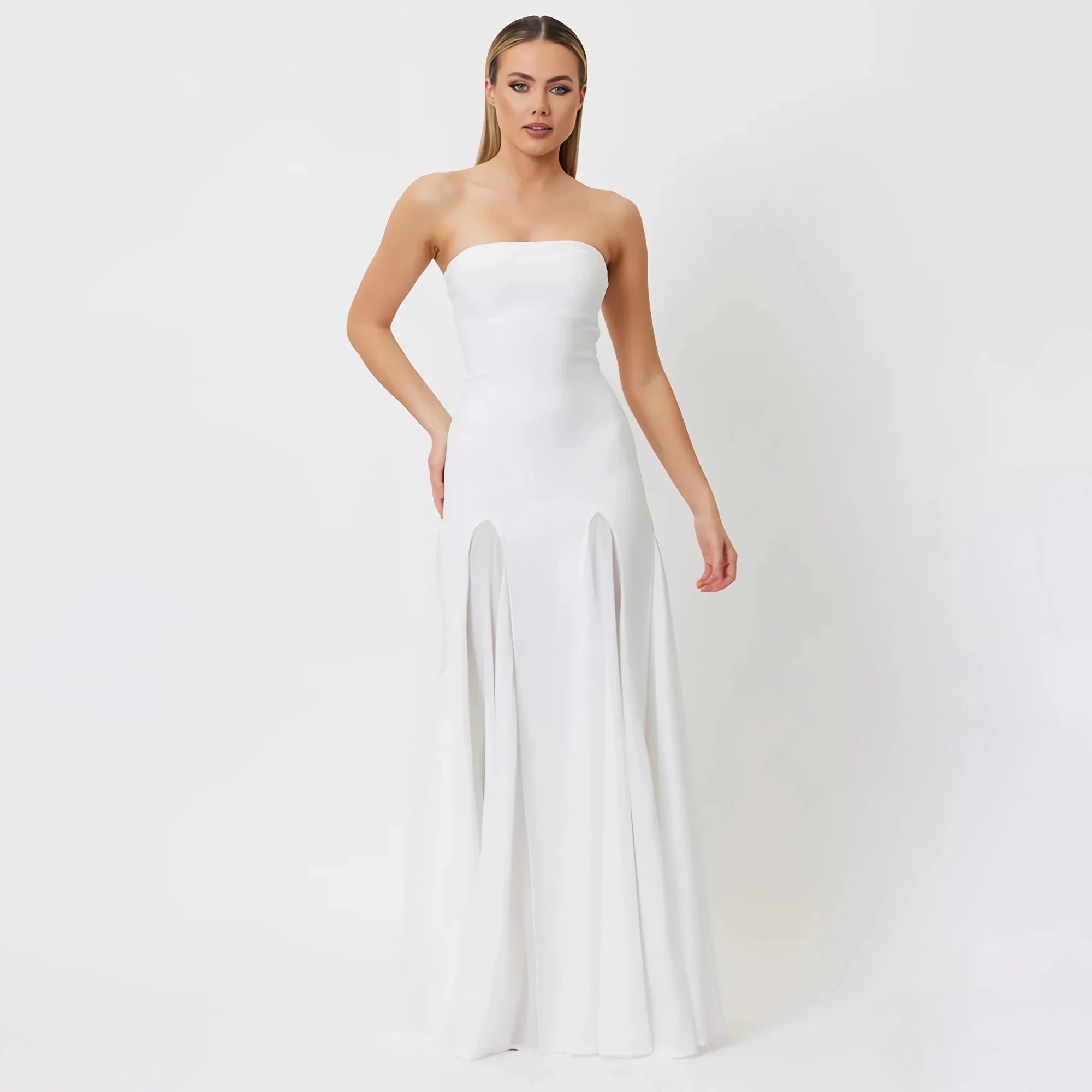 Elegant Backless Sleeveless Evening Gown