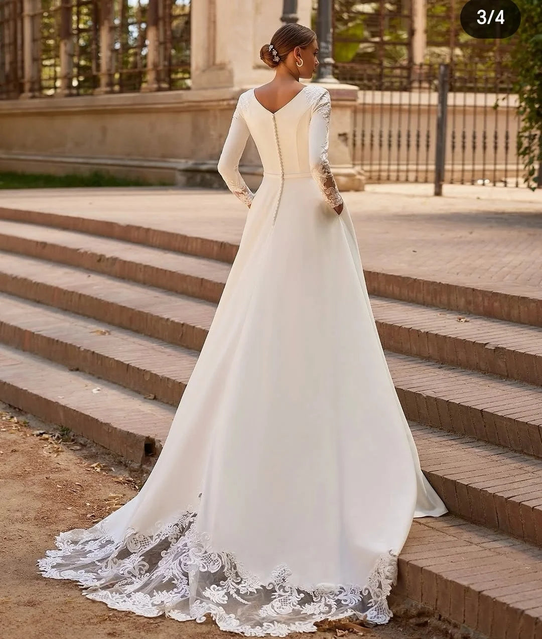 Elegant Lace Long Sleeve Wedding Dress