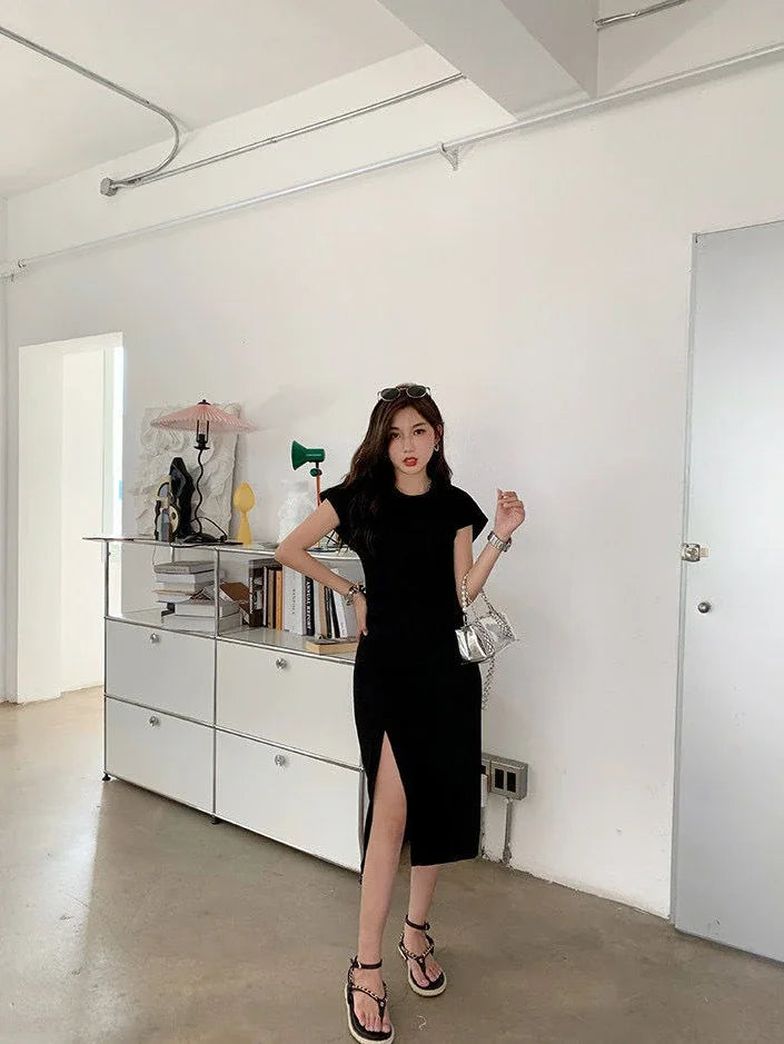 Chic Minimalist White Midi Dress