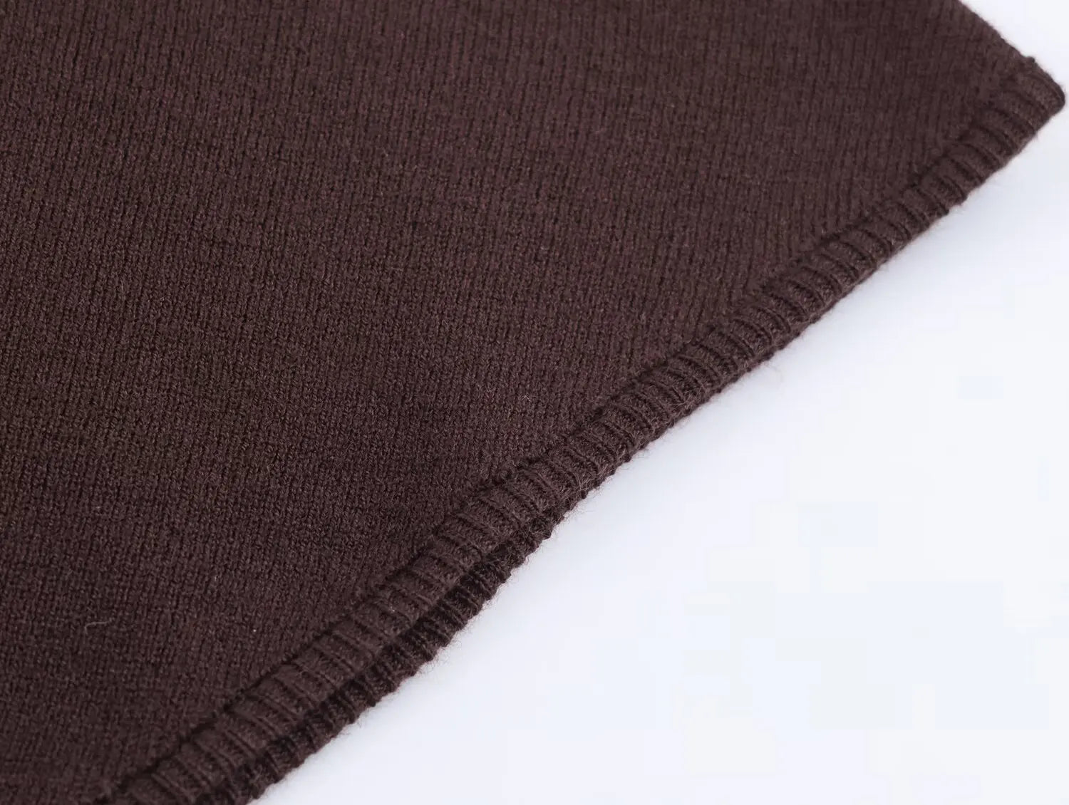 TFMLN Slash Neck Tiered Knit Pullover