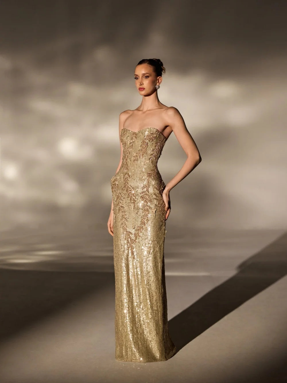 Golden Beaded Evening Dress With Cape Sleeve Glamorous Strapless Long Wedding Party Gown Customized Elegant Red Carpet Gowns