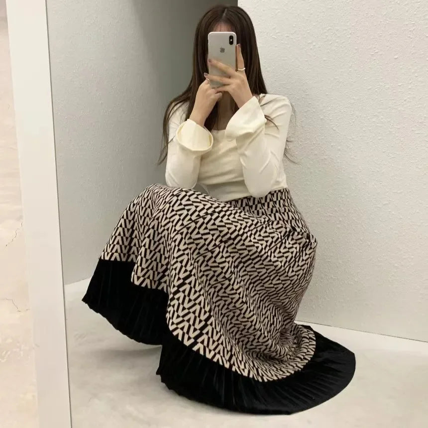 Retro Knitted Pleated Midi Skirt