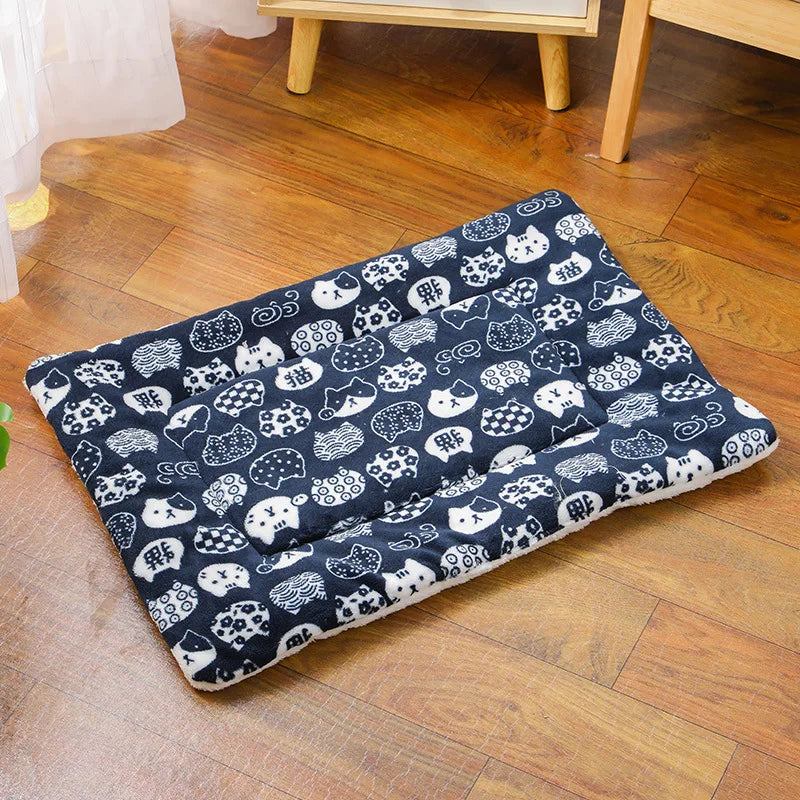 Flannel Winter Sleeping Mattress Cushion