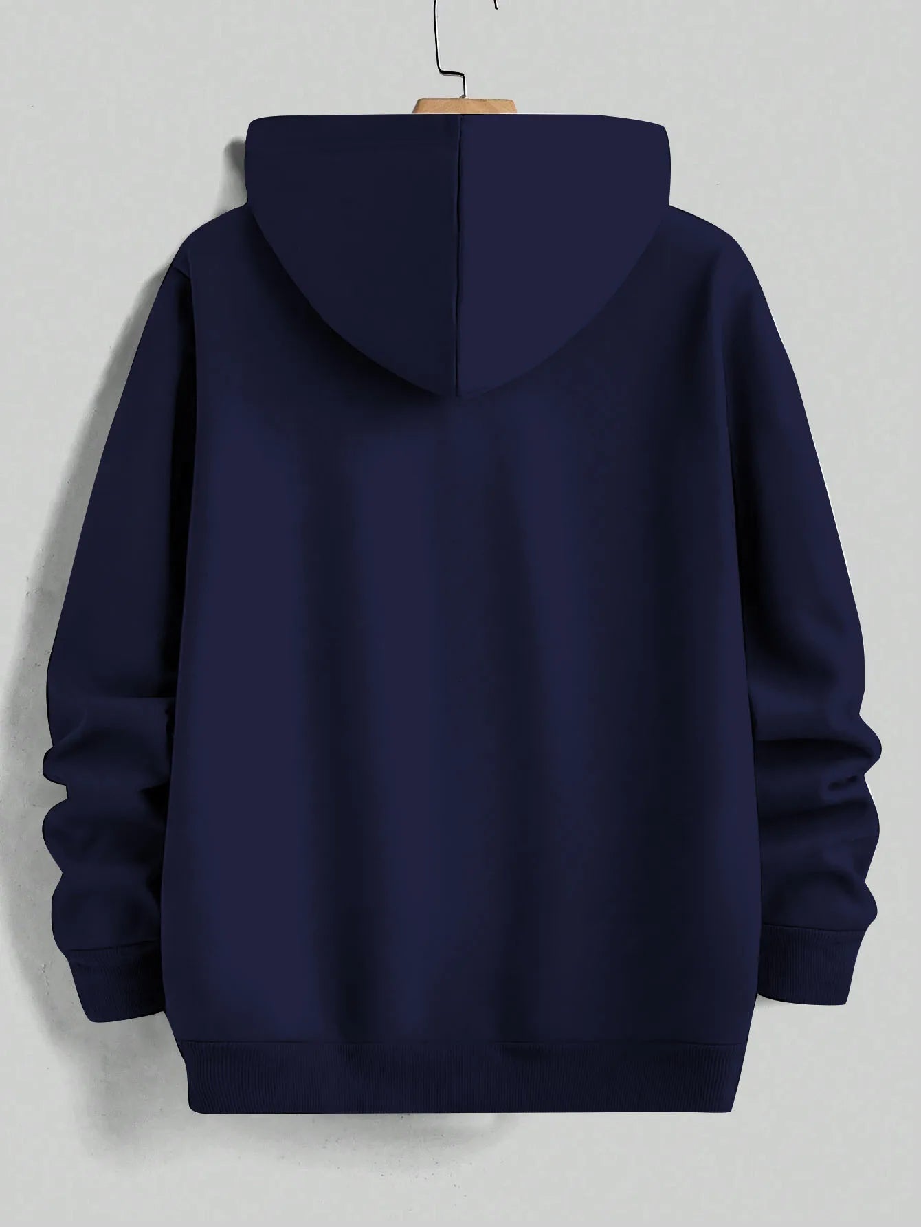 Stylish mountain-inspired minimalist print Men's long-sleeve hoodie, perfect for outdoor activities, suitable for autumn wear