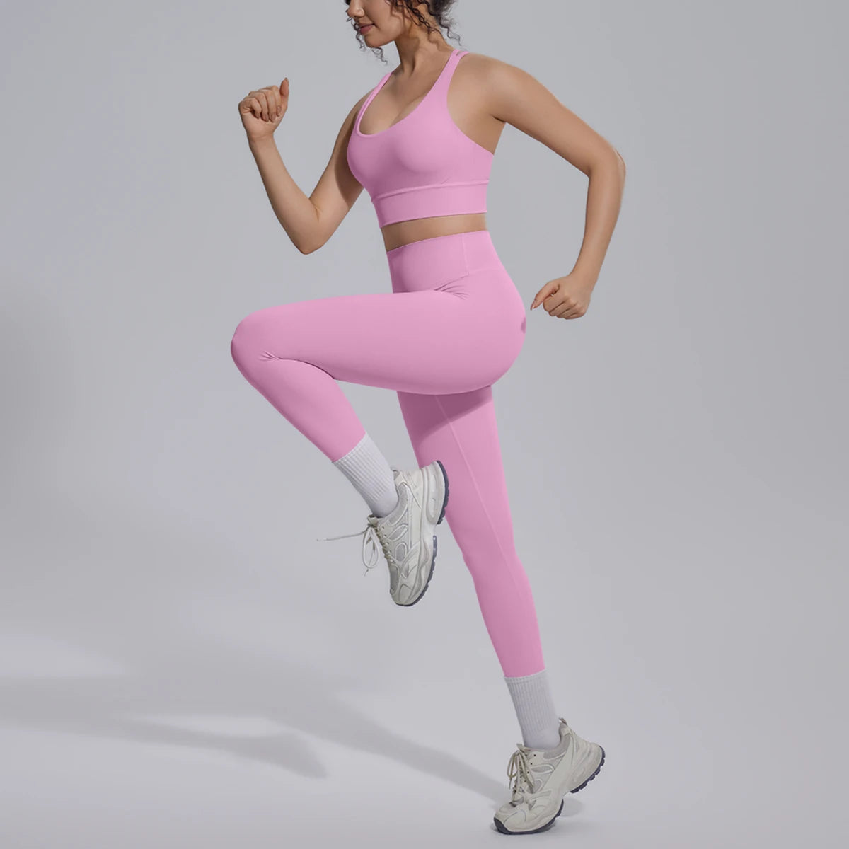 New Yoga Set for Woman Summer Gym Sports Running Bra Top Breathable Peach Buttocks Women Leggings Solid Color Yoga Set