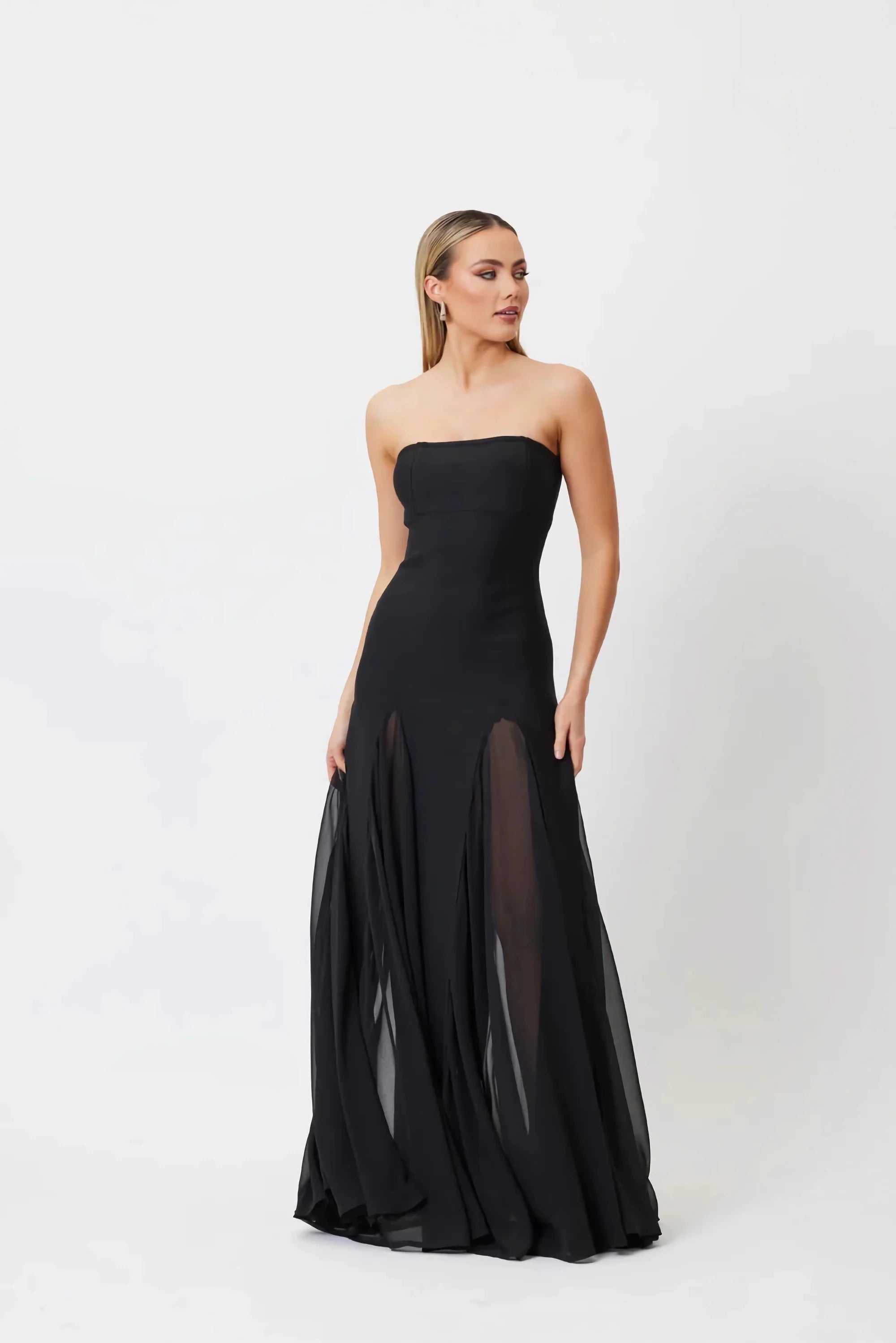 Elegant Backless Sleeveless Evening Gown