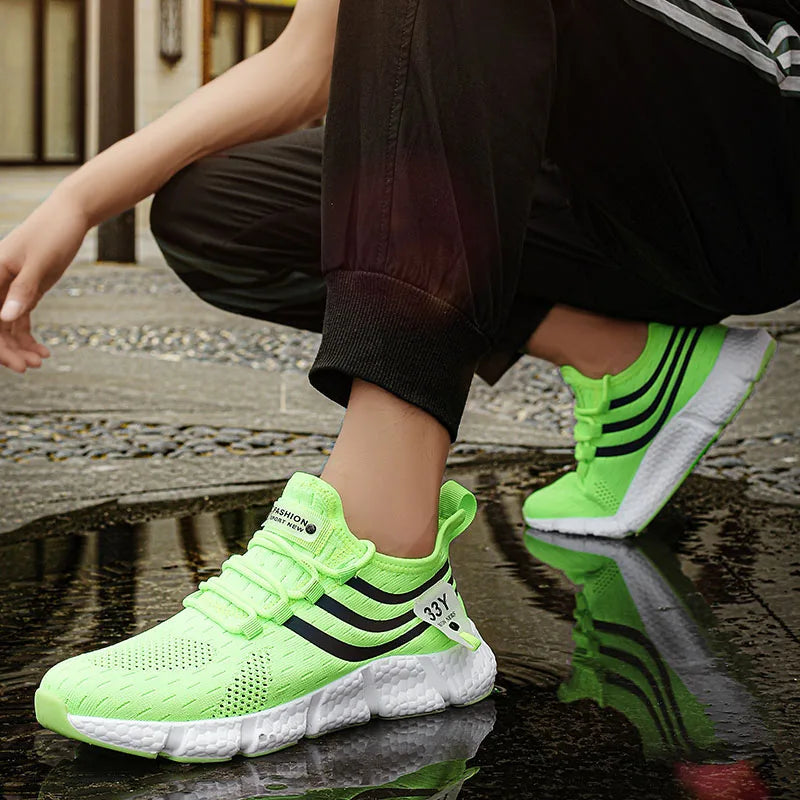 Lightweight Breathable Mesh Sports Sneakers