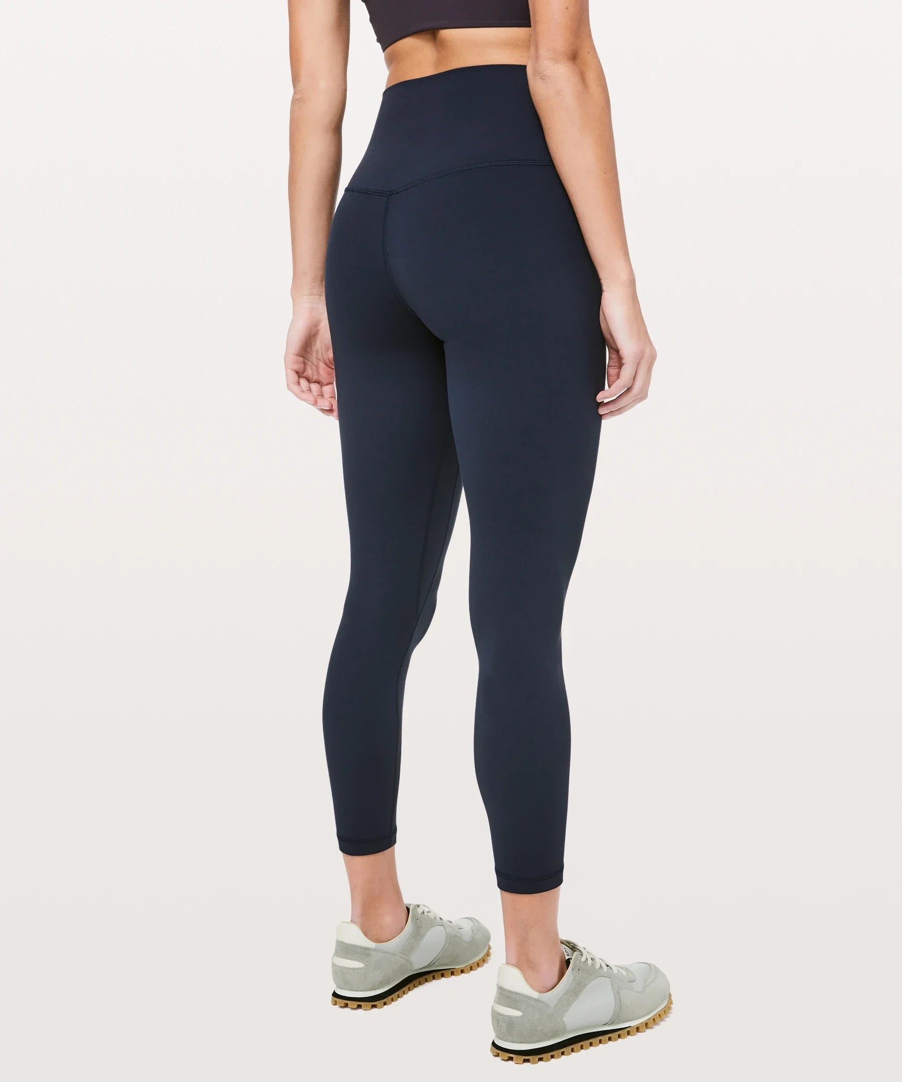 2026 Yoga clothes with high elasticity, no awkward lines, cropped pants, quick drying, women's hip lifting, tight pants