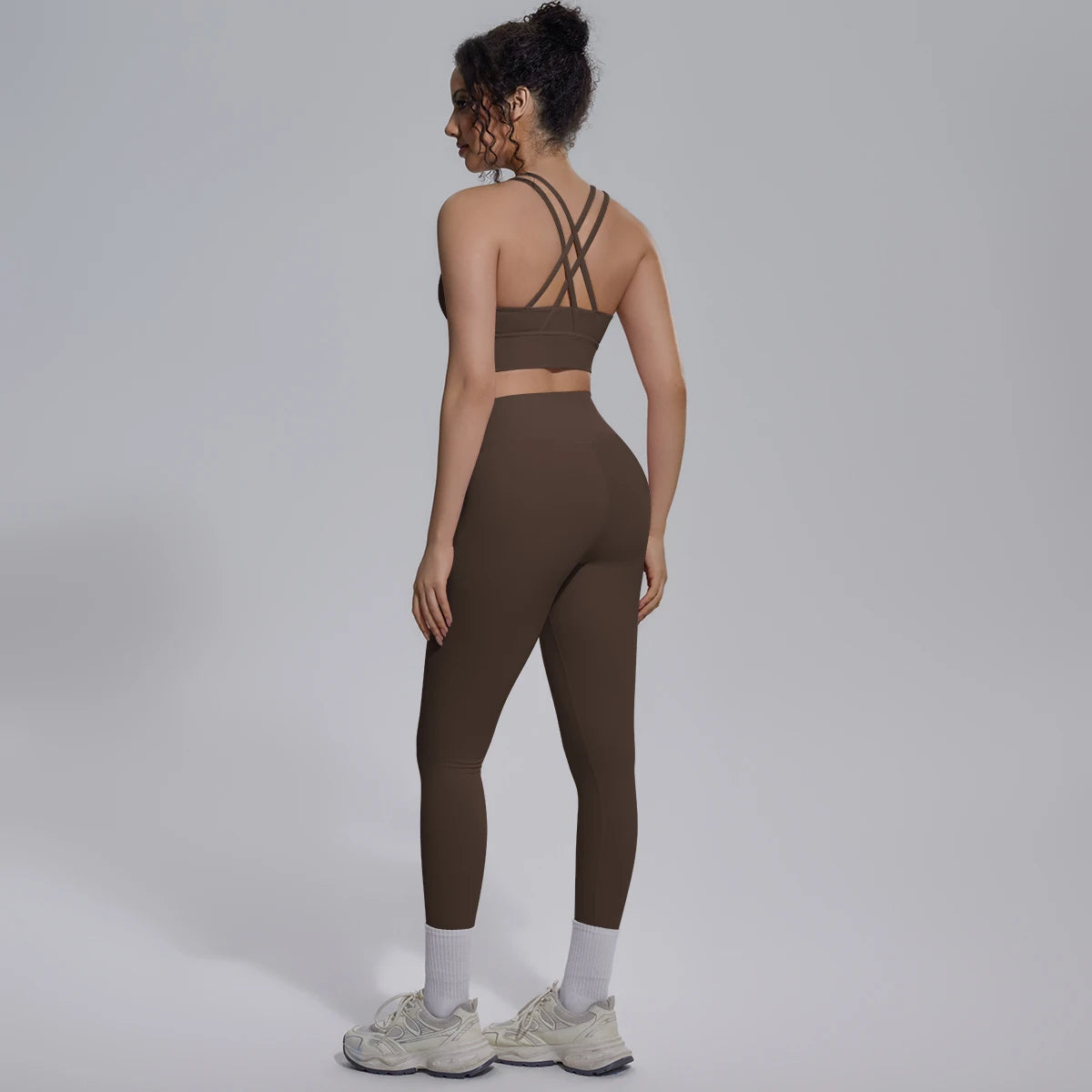 New Yoga Set for Woman Summer Gym Sports Running Bra Top Breathable Peach Buttocks Women Leggings Solid Color Yoga Set