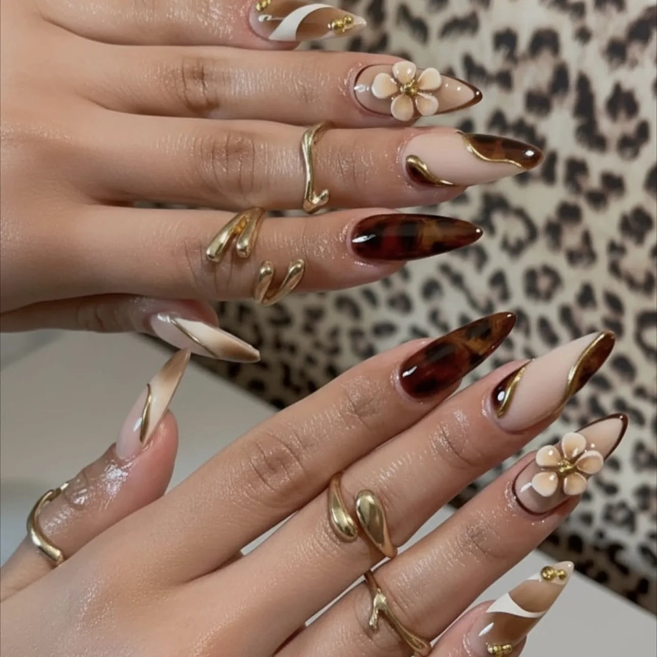 Medium fake nails for women Gradient nude brown blue flowers or rhinestones fall winter almond tips press on false nail art set