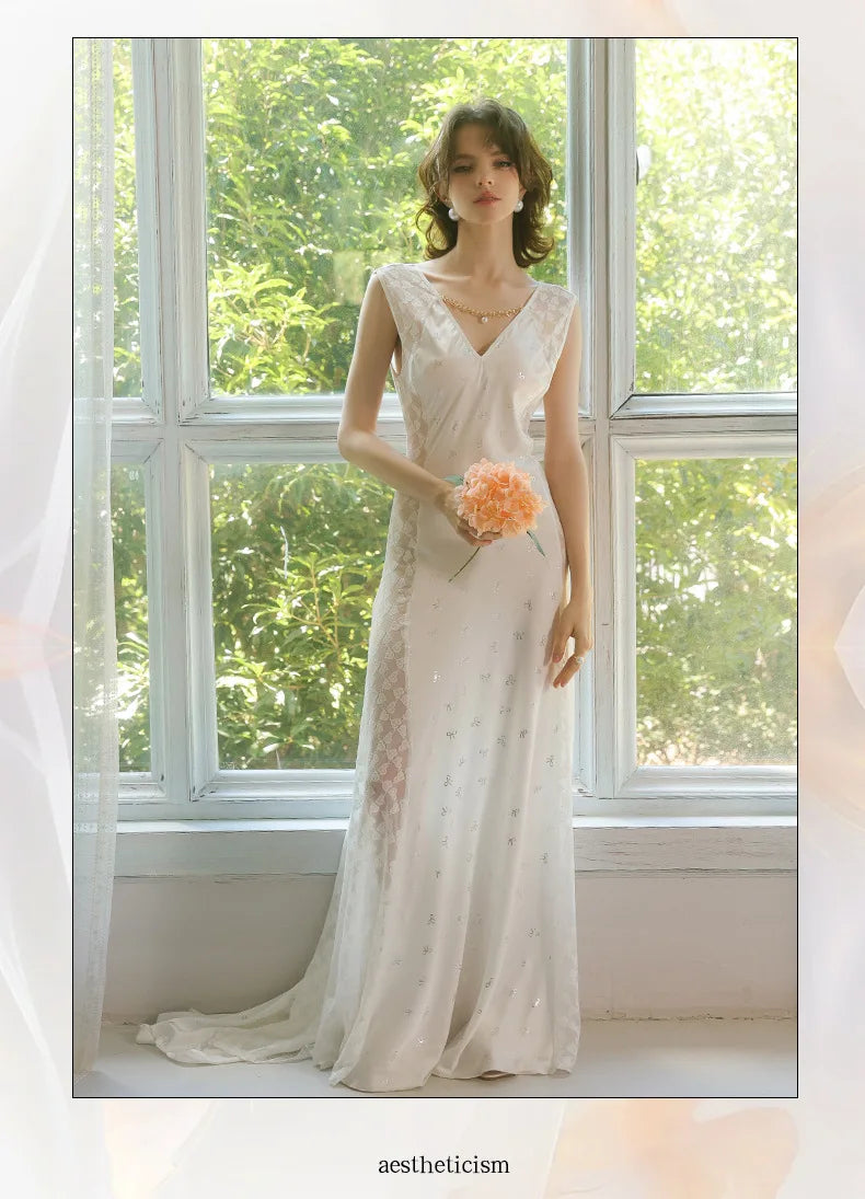 Women's Nightgown Luxury V Neck Sleeveless Night Dress Fashion Slim White Princess Long Dress Summer Ladies Sleepwear Vestido