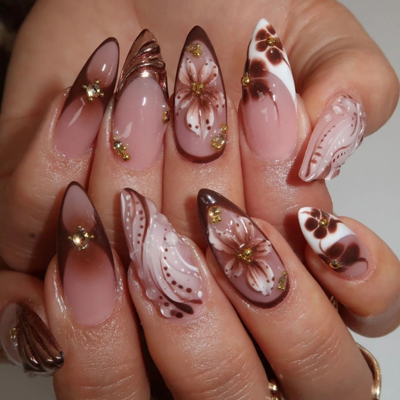 Medium fake nails for women Gradient nude brown blue flowers or rhinestones fall winter almond tips press on false nail art set