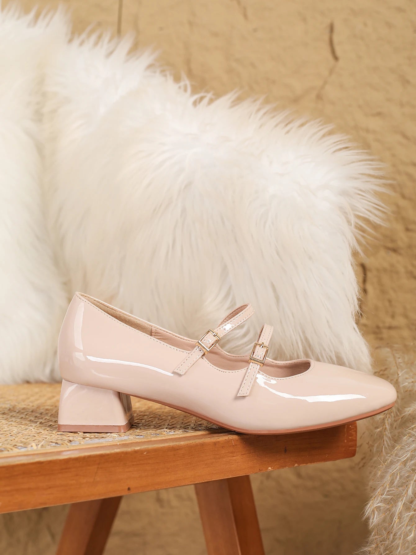 Women Patent Leather Mary Jane Pumps