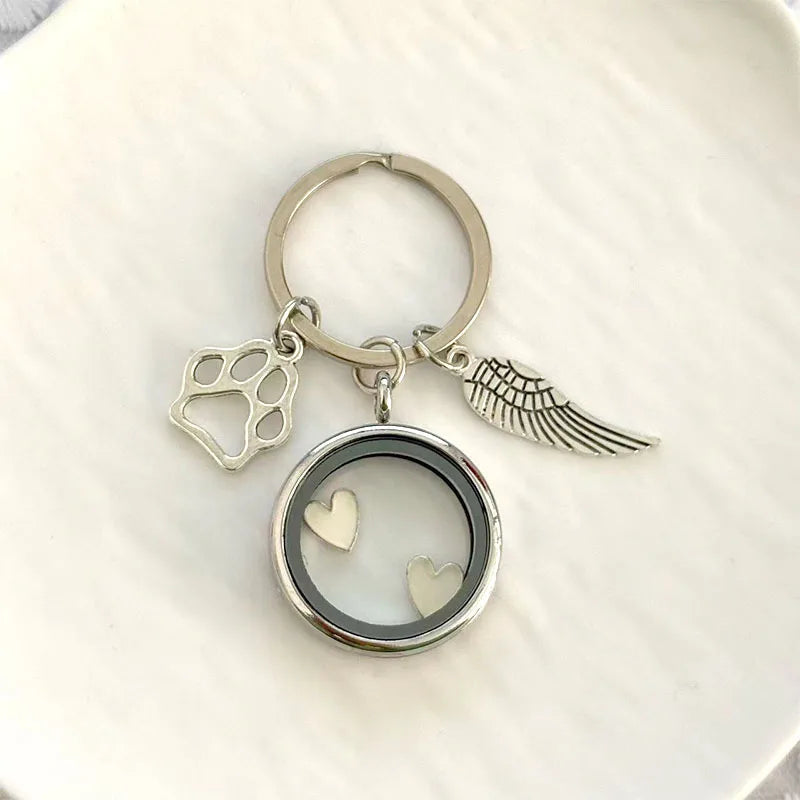 Pet Souvenirs Can Hold Cat or Dog Hair Necklaces, Pendants, Alloy Glass Photo Frames, Pendants, and Pet Accessories