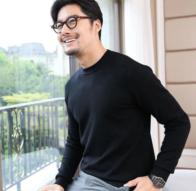 Thick Solid V-Neck Pullover