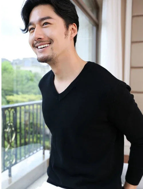 Thick Solid V-Neck Pullover