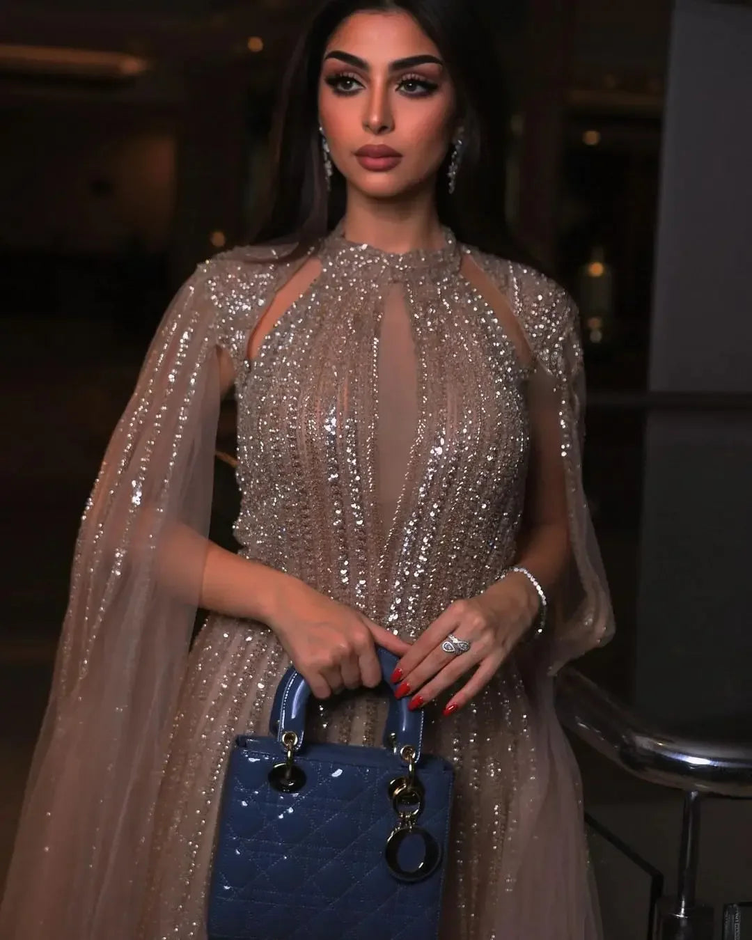 Elegant High-Neck A-Line Evening Dresses Long Sleeve Feather Applique & Beading Cocktail Dress for Prom Party Dresses