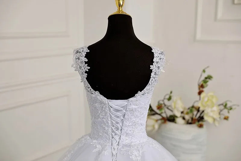 Sleeveless Wedding Dresses Classic Sweetheart Vestido De Noiva Luxury Lace Bridal Ball Gown Formal Robe De Mariee Customized