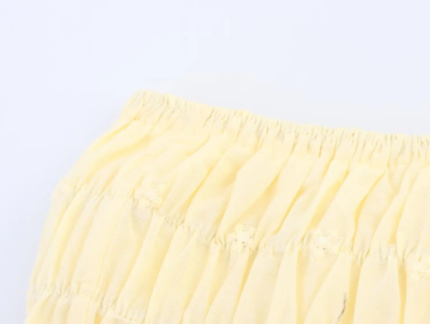 HH Women Shorts Suit Summer Sexy V-Neck Sleeveless Backless Hollow Design Top+Fashion High Waist Pleated Casual Slim Shorts