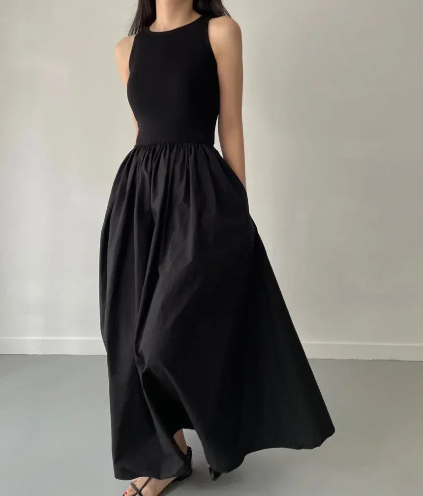 Female Fashion Style Dress New Summer Simple Elegant Black Long Dresses For Women Round Neck Sleeveless High Waist Temperament