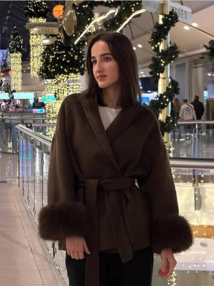 Women's Wool Coat with Fur Cuffs Minimalist Soft Wool High Fashion Belted Winter Fur Trim Coat Old Money Style Natural Fur Coat