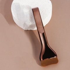 Professiona Makeup Brush, Curved Soft Bristle Foundation Brush for Even Application, Travel-Friendly