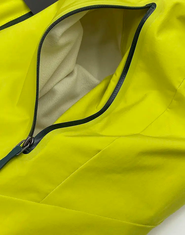 Color Blocked Outdoor Down Jacket