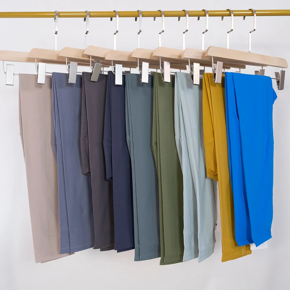 2026 Yoga clothes with high elasticity, no awkward lines, cropped pants, quick drying, women's hip lifting, tight pants