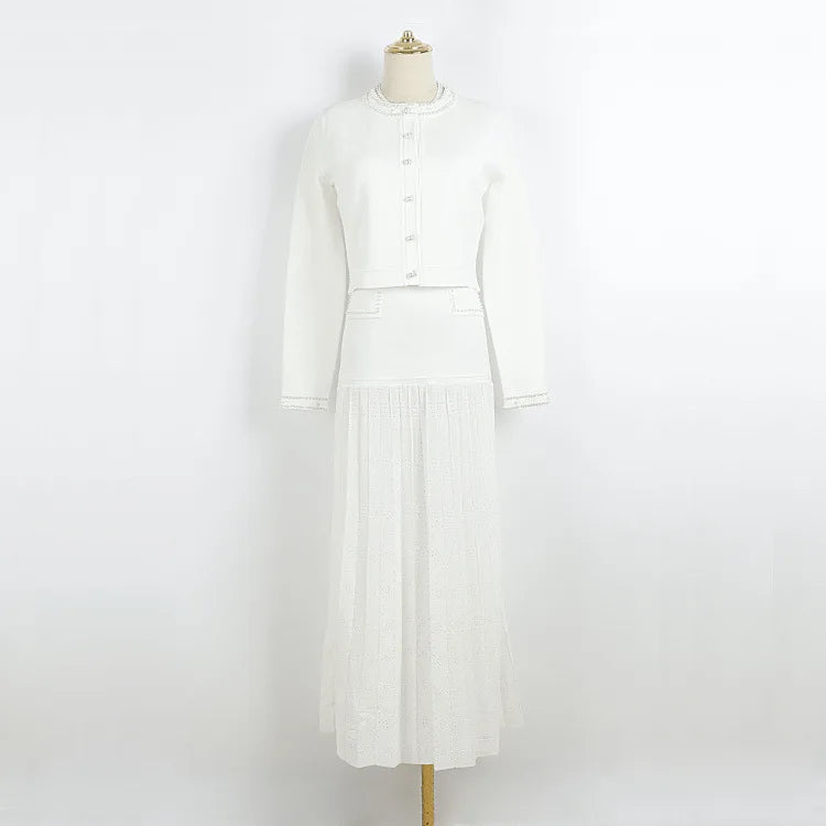 Elegant Knitted Pleated Maxi Dress