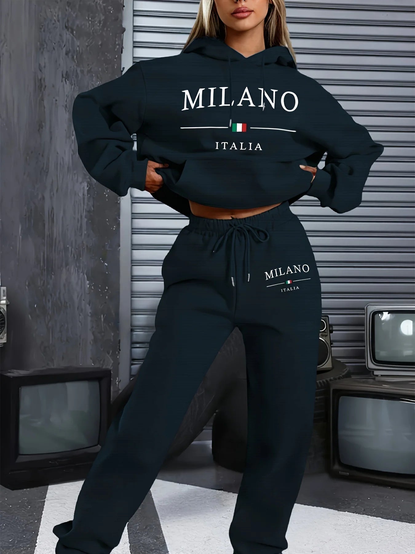 Women’s MILANO ITALIA Hoodie & Sweatpants Set