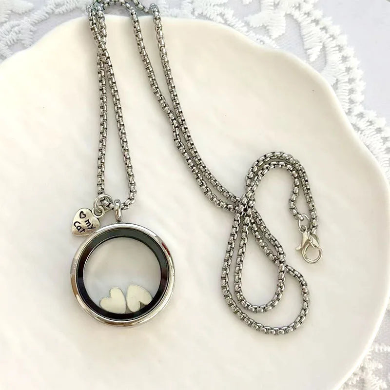Pet Souvenirs Can Hold Cat or Dog Hair Necklaces, Pendants, Alloy Glass Photo Frames, Pendants, and Pet Accessories
