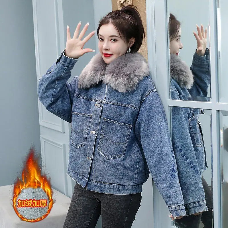 Coats Jean Jackets Women 2025 Winter Denim Jacket Designer Very Warm Latest Fashion High Quality Woman Coat Overcoat Cowgirl