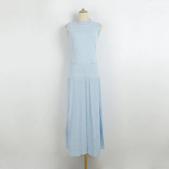 Elegant Knitted Pleated Maxi Dress