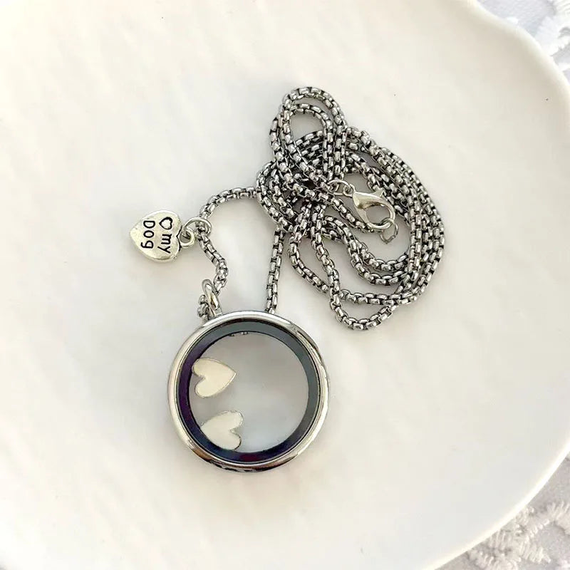Pet Souvenirs Can Hold Cat or Dog Hair Necklaces, Pendants, Alloy Glass Photo Frames, Pendants, and Pet Accessories