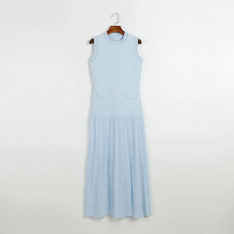 Elegant Knitted Pleated Maxi Dress