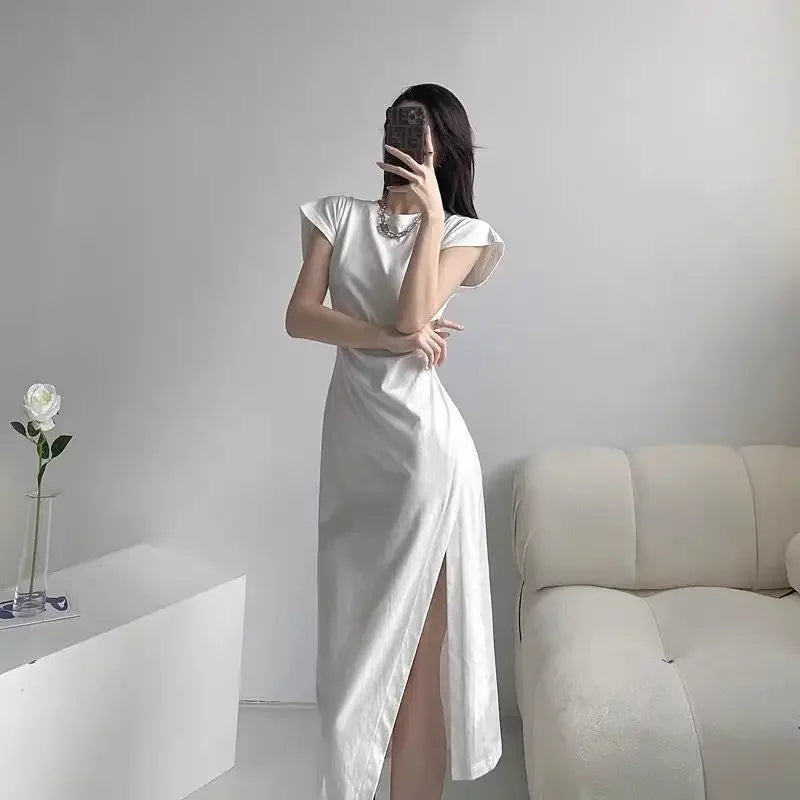 Chic Minimalist White Midi Dress