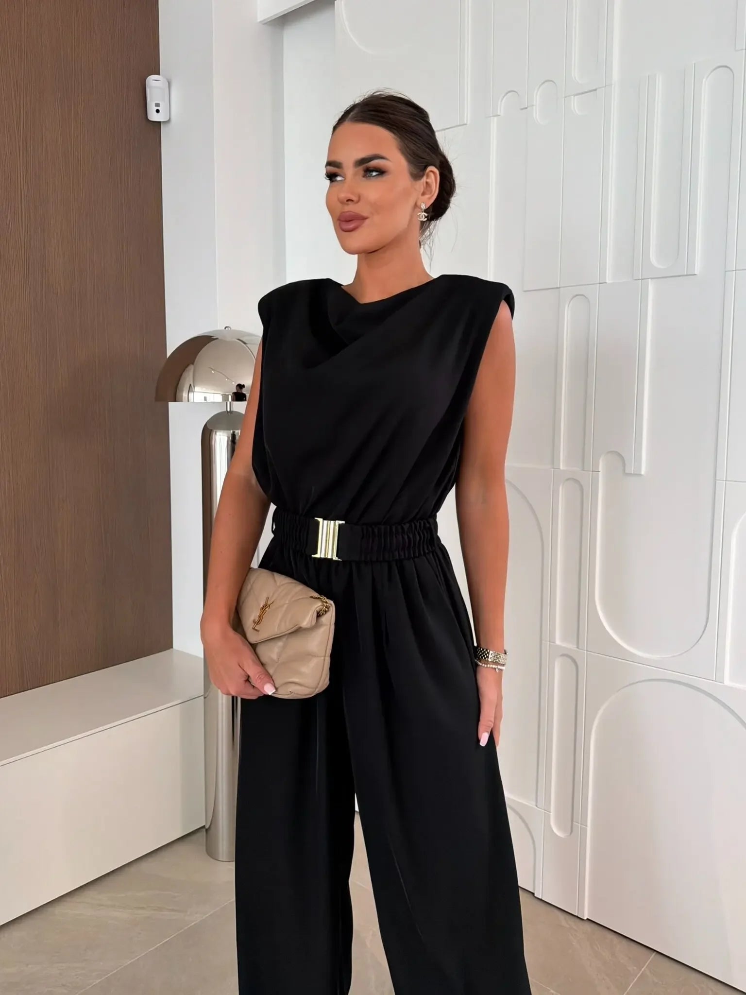 Women's Jumpsuits Solid Color Sleeveless Round Neck Casual Loose Women's Jumpsuit Summer Fashion Straight Tube Female Playsuits