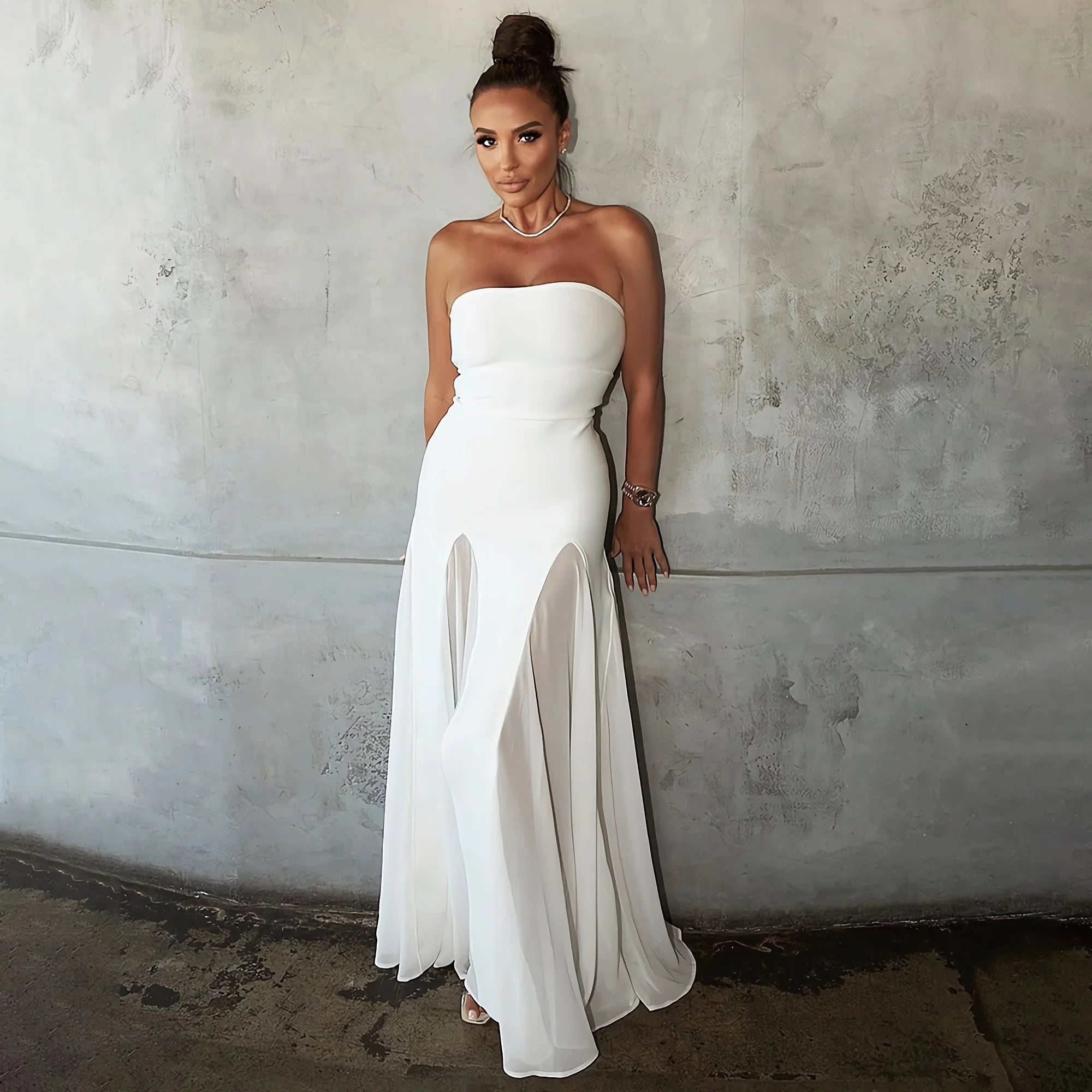 Elegant Backless Sleeveless Evening Gown
