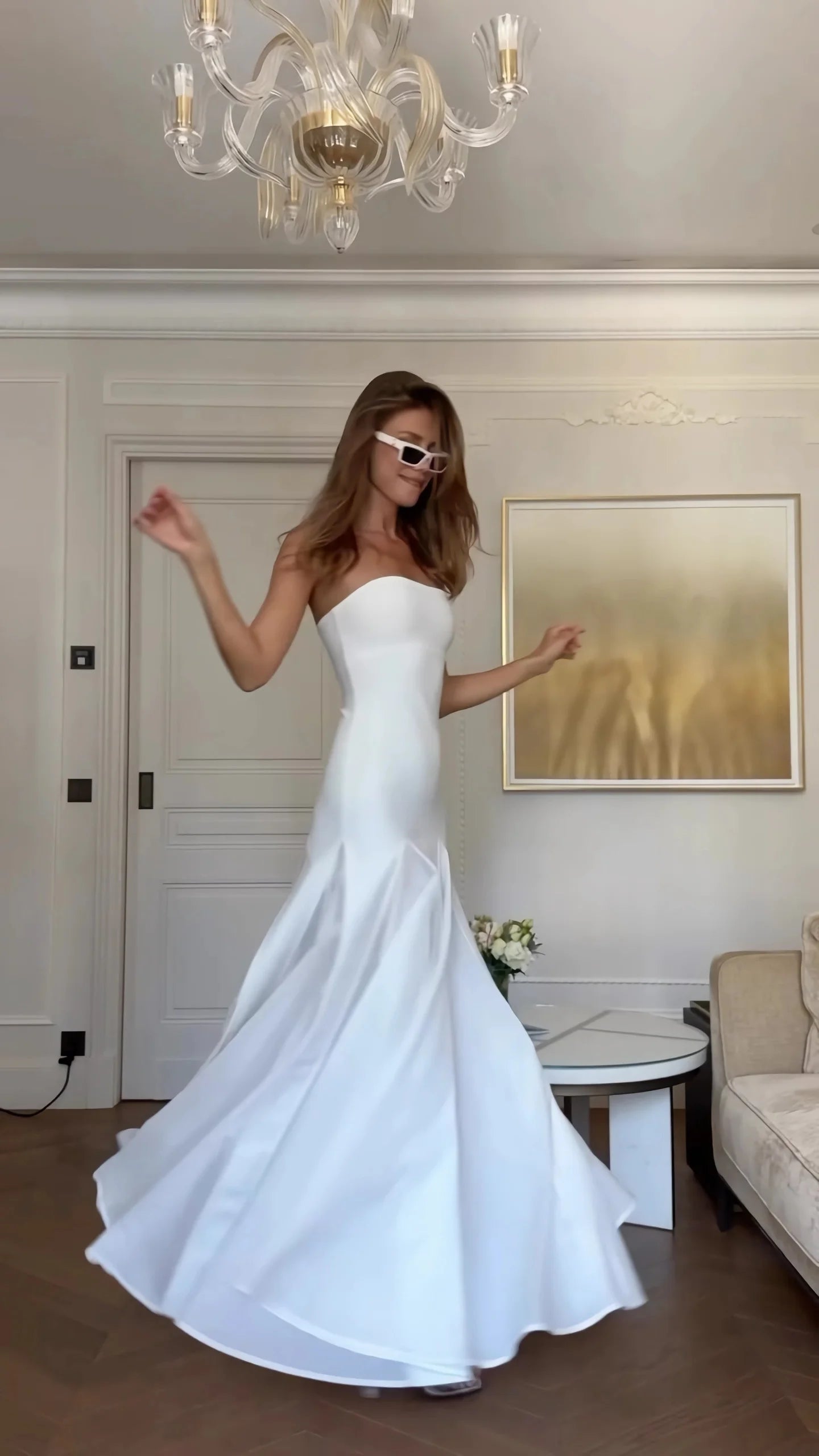 Elegant Backless Sleeveless Evening Gown