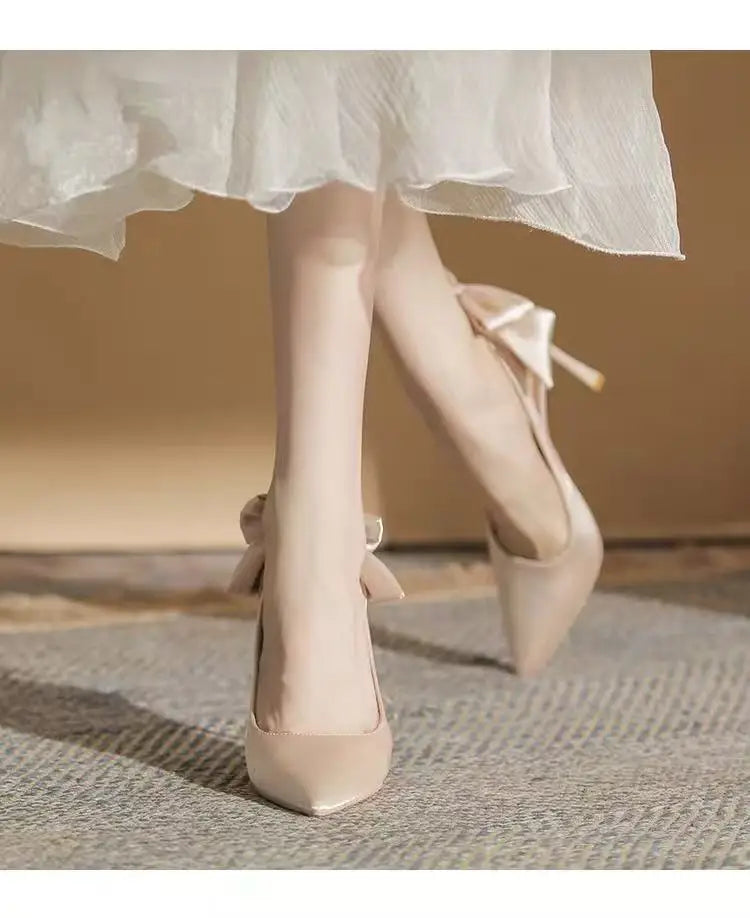 Wedding Heels Women Luxury Brand Design String Bead Pearls High Heels Ladies Sexy Elegant Pointed Toe White Black Pumps