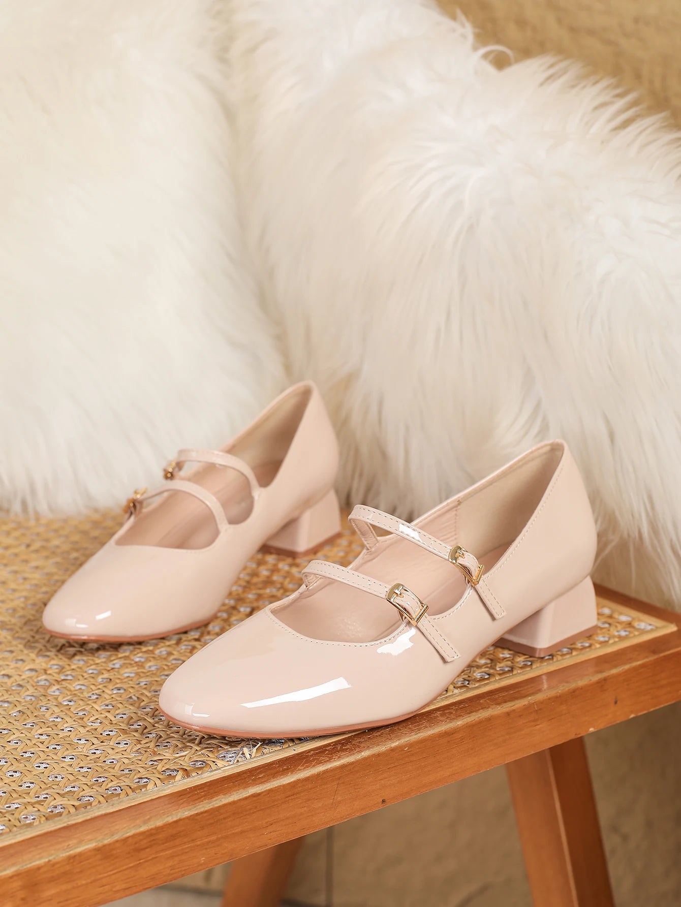 Women Patent Leather Mary Jane Pumps