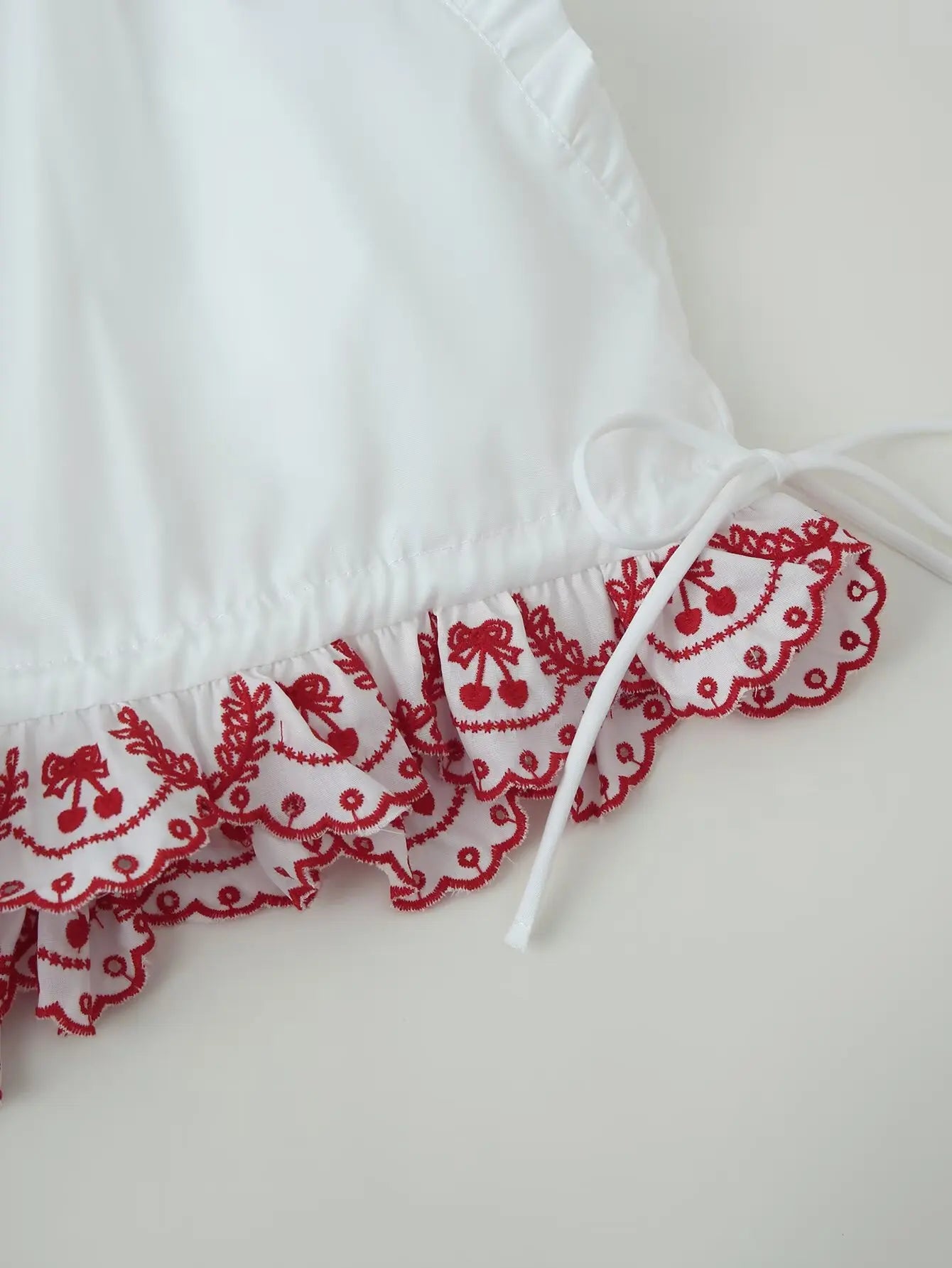 Women's Embroidered Shorts Summer New Elastic Waist With Pockets Lace-up Shorts Fashion Casual Female Shorts