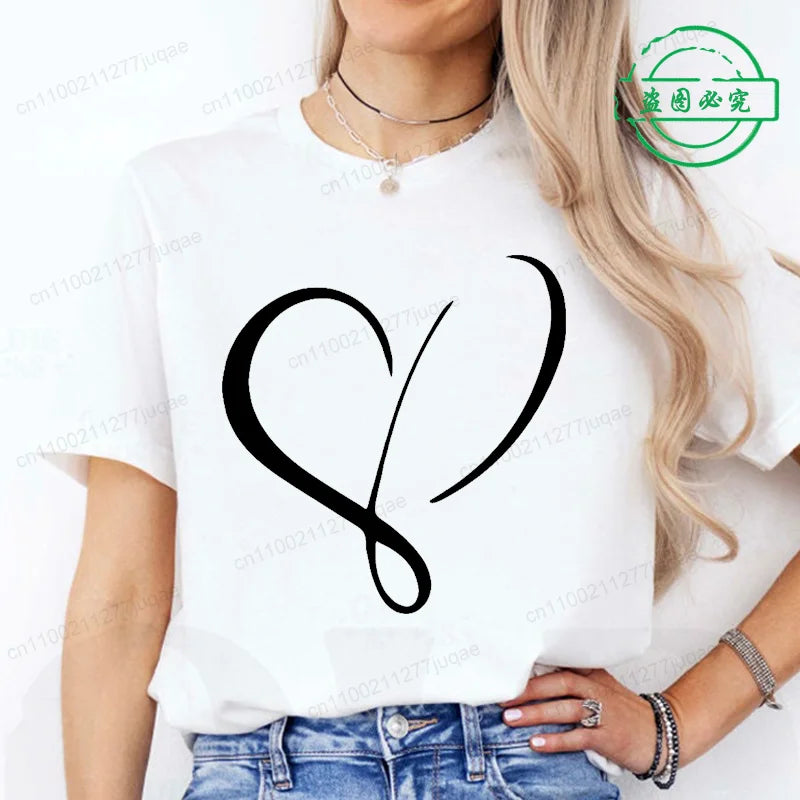Red Heart Graphic Casual Tee